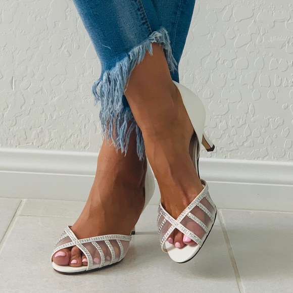 NIB Mesh Embellished Peep Toe Kitten Heel Pump - Picture 2 of 8